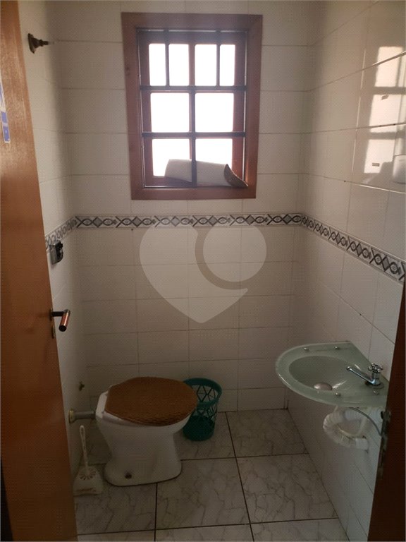 Casa à venda com 5 quartos, sendo 3 suítes,  em Vila Galvão, Guarulhos, SP
