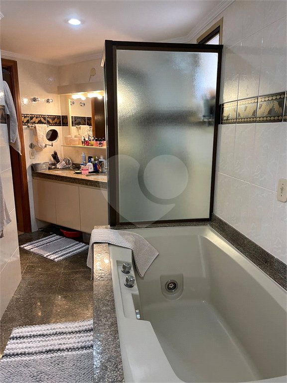Apartamento à venda com 3 suítes em Granja Julieta, São Paulo, SP