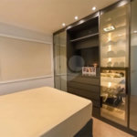 Apartamento à venda com 2 quartos, sendo 1 suíte,  em Cerâmica, São Caetano do Sul, SP
