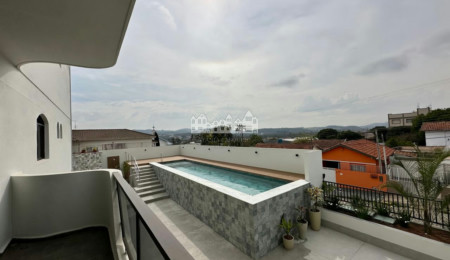 Apartamento à venda ou para alugar com 4 quartos, sendo 3 suítes,  no Centro, Atibaia, SP