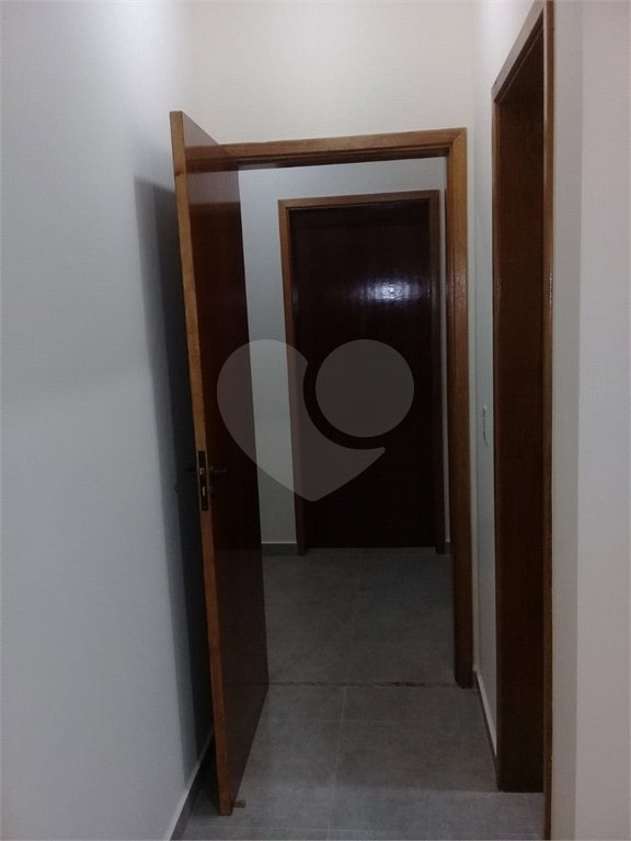 Casa à venda com 3 quartos, sendo 1 suíte,  em Loteamento Jardim Solares, Atibaia, SP