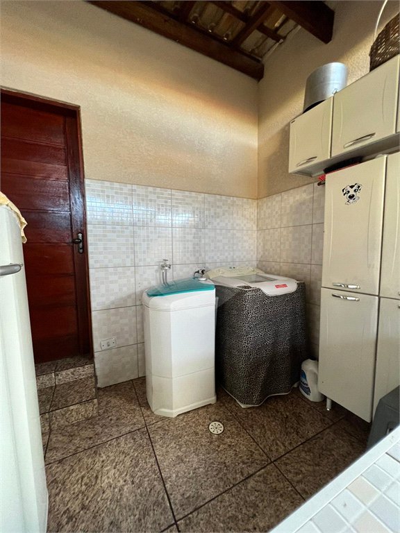 Sobrado à venda com 4 quartos, sendo 2 suítes,  em Nova Cerejeira, Atibaia, SP