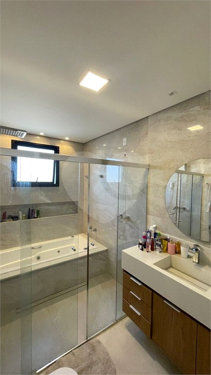 Casa à venda com 3 suítes no condomínio Portal do Horizonte, Bragança Paulista - SP