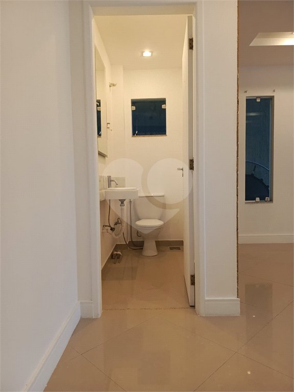 Casa à venda com 3 quartos, sendo 1 suíte, no condomínio Paraíso Classe A, Rio de Janeiro - RJ