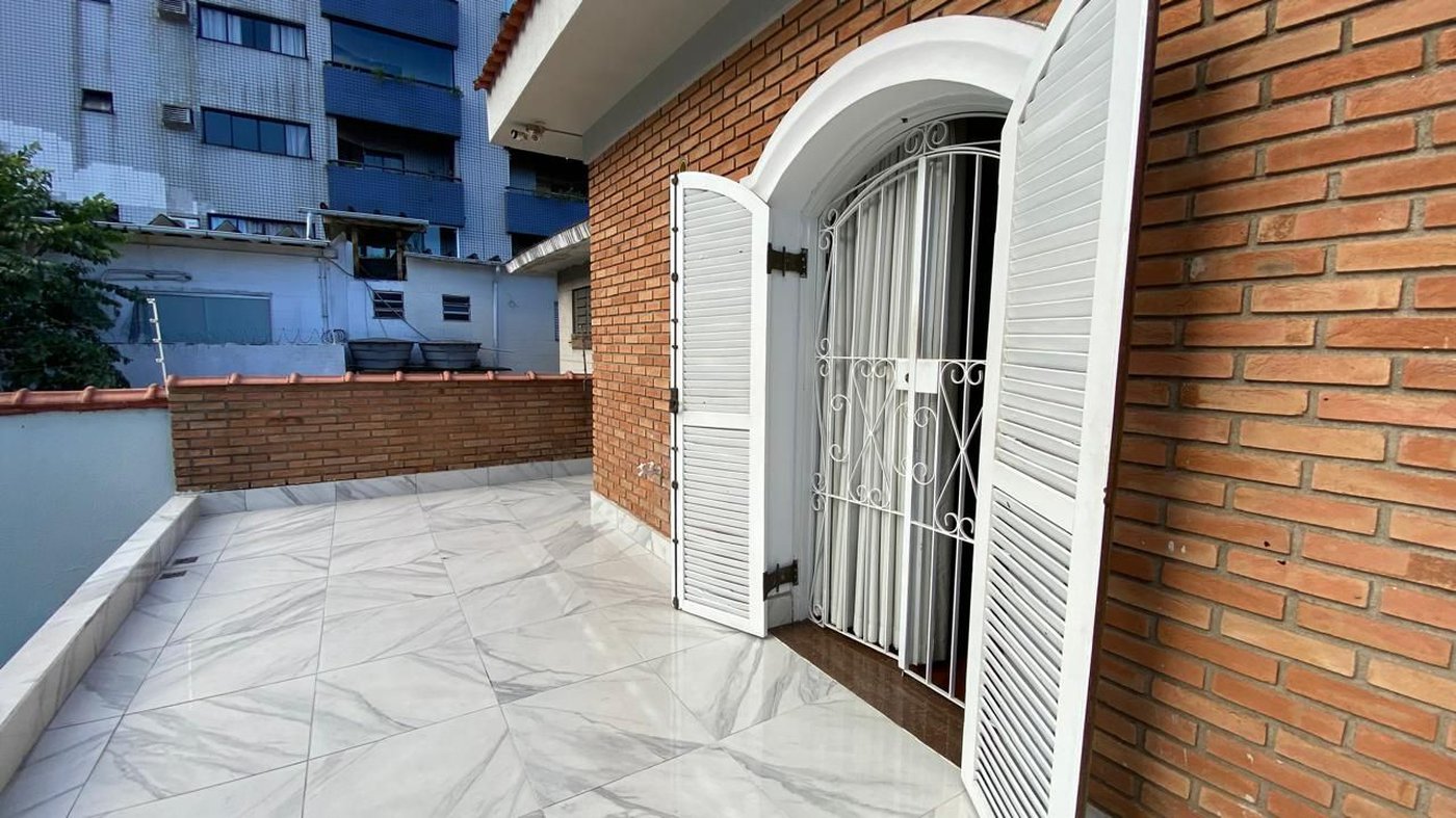 Casa com 4 dormitórios à venda, 380 m² por R$ 2.400.000,00 - Embaré - Santos/SP