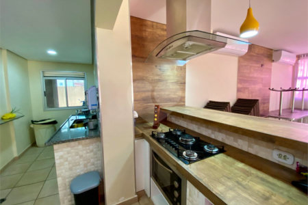 Apartamento à venda com 3 quartos, sendo 1 suíte,  em Saúde, São Paulo, SP