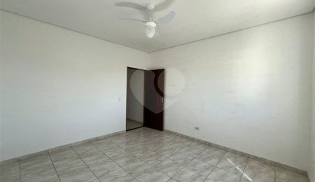 Casa à venda com 4 quartos, sendo 2 suítes, em Nova Cerejeira, Atibaia, SP