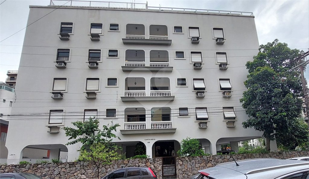 Cobertura à venda com 3 suítes em Enseada, Guarujá, SP