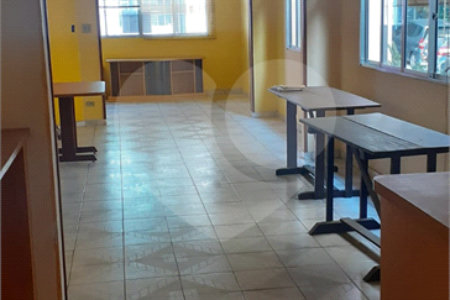 Casa à venda ou para alugar com 2 quartos, sendo 1 suíte,  no Centro, Mogi das Cruzes, SP