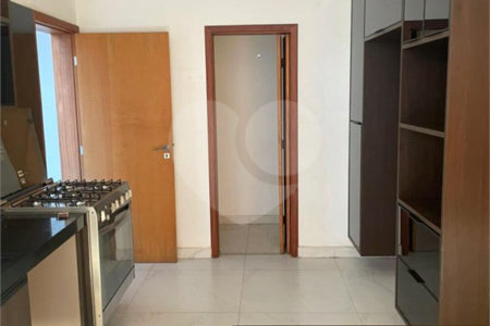 Casa à venda com 4 quartos, sendo 2 suítes,  no condomínio Residencial Castanheira, Sorocaba - SP