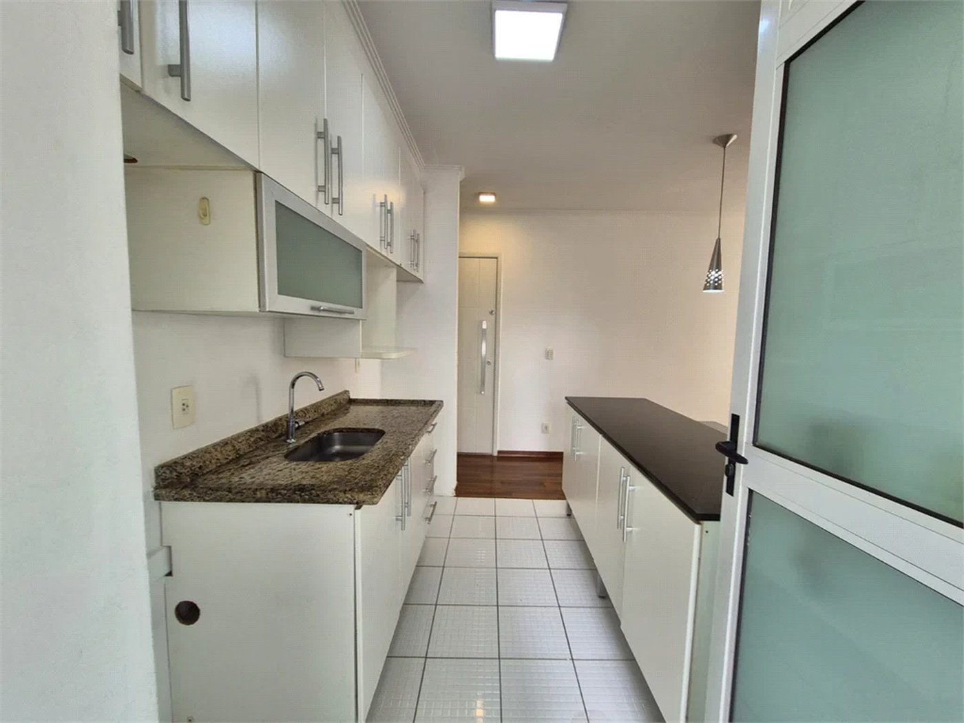 Apartamento à venda com 2 quartos em Vila Anastácio, São Paulo, SP