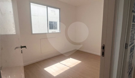 Apartamento à venda com 2 quartos em Guaratiba, Rio de Janeiro, RJ