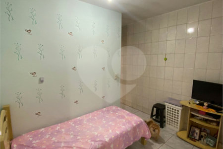 Sobrado à venda com 4 quartos em Eldorado, São Paulo, SP
