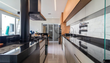 Casa Térrea à venda com 3 suítes em Alto da Boa Vista, São Paulo, SP