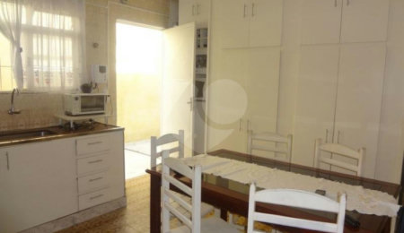 Casa Térrea à venda com 4 quartos, sendo 1 suíte,  em Vila Mazzei, São Paulo, SP