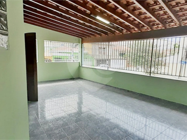 Sobrado à venda com 4 quartos, sendo 2 suítes,  em Vila Maria, São Paulo, SP