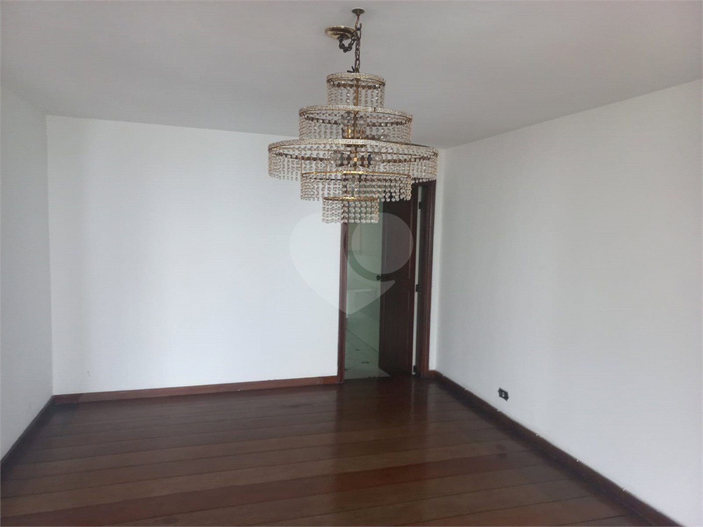 Apartamento à venda com 3 quartos, sendo 1 suíte, em Jardim Paulista, São Paulo, SP