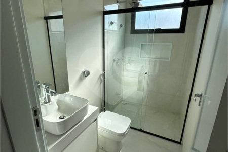 Casa à venda com 3 suítes no condomínio Condomíno Helena Maria, Sorocaba - SP