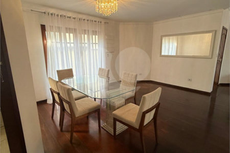 Casa à venda com 4 quartos, sendo 2 suítes,  no condomínio Arujá 5, Arujá - SP