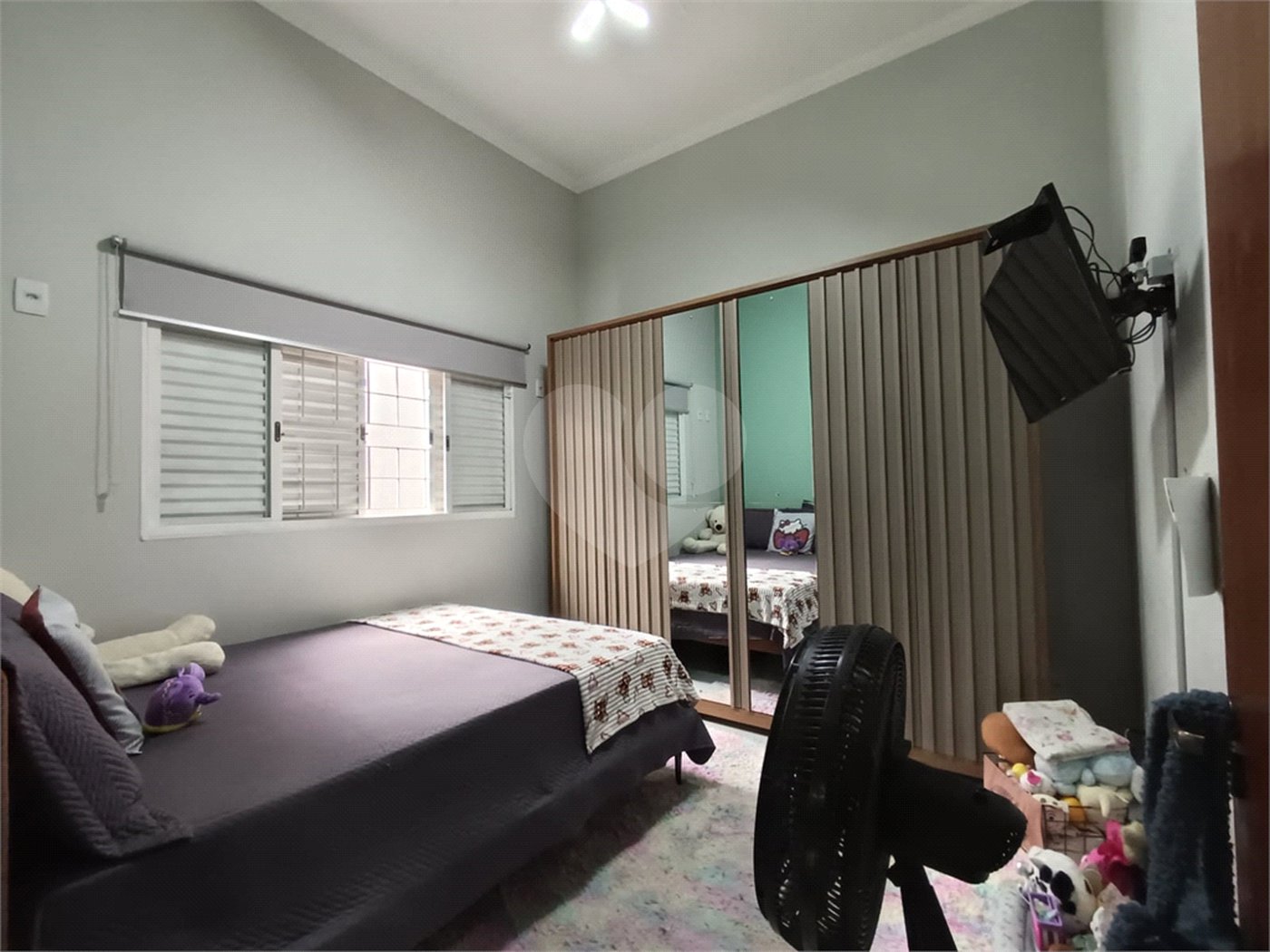 Casa à venda com 3 quartos, sendo 1 suíte,  em Jardim Santa Rosália, Sorocaba, SP