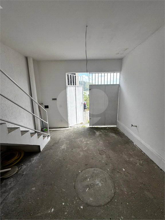 Casa à venda com 2 quartos, sendo 1 suíte, em Campo Grande, Rio de Janeiro, RJ