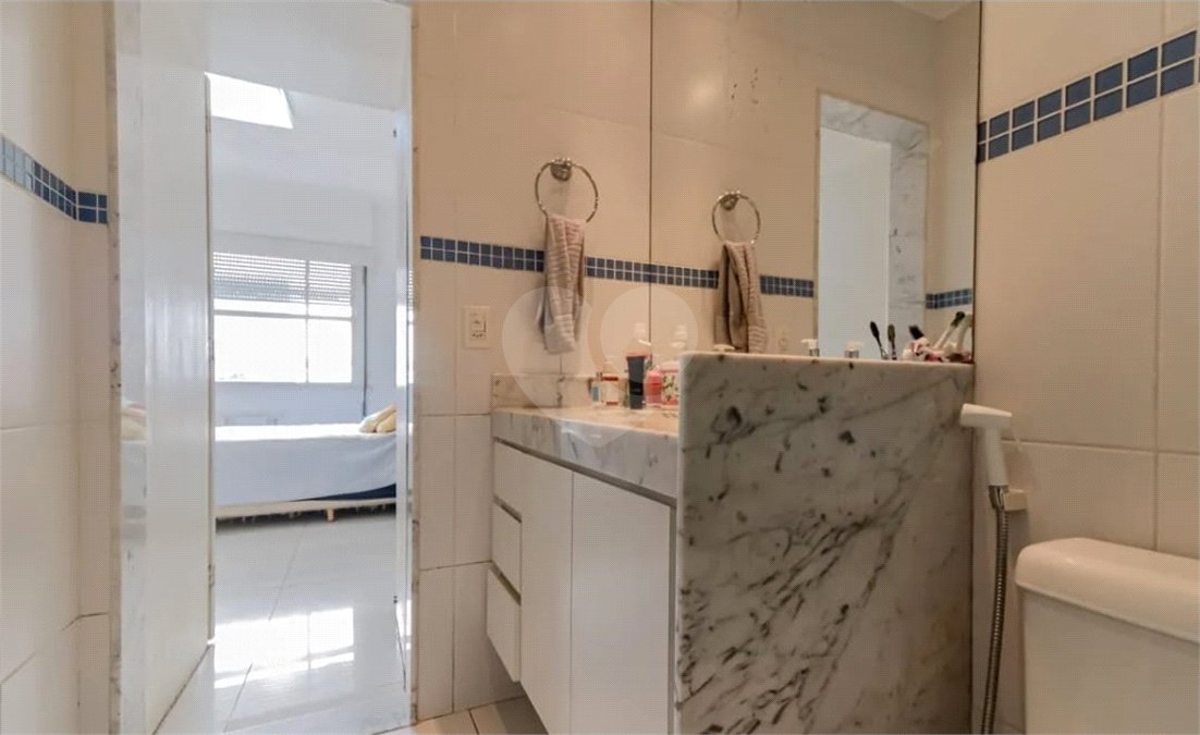 Apartamento à venda com 4 quartos, sendo 1 suíte,  em Copacabana, Rio de Janeiro, RJ