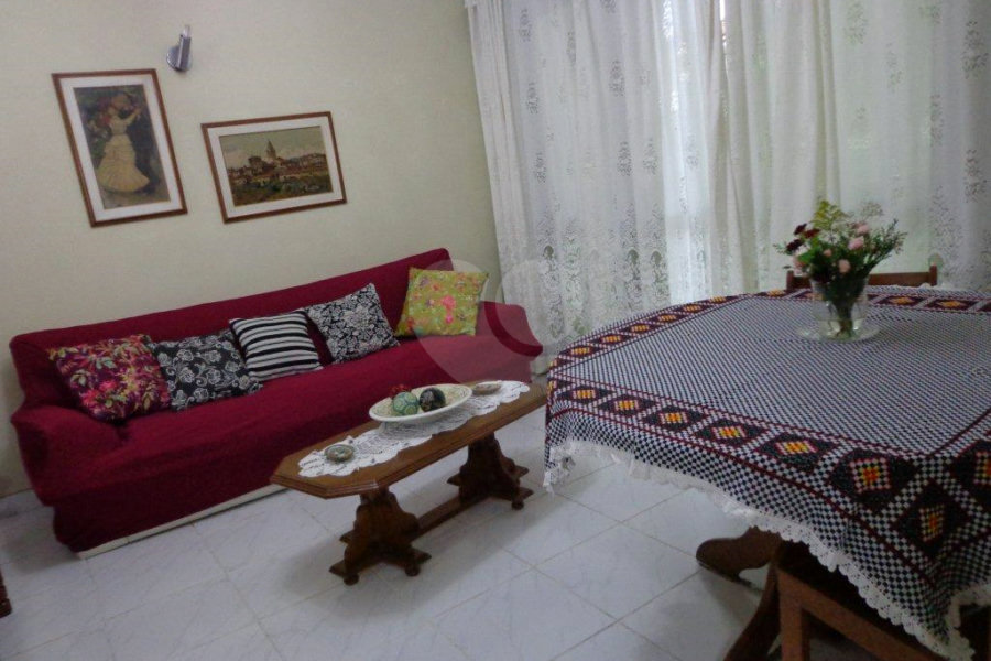 Casa à venda com 4 quartos, sendo 2 suítes,  em Butantã, São Paulo, SP