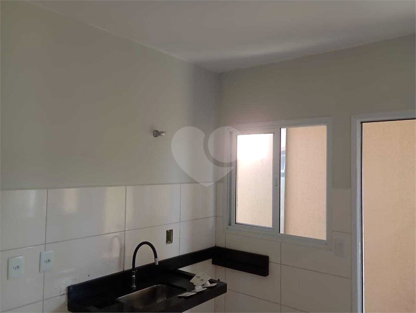 Casa à venda com 2 quartos no condomínio Villa Savoia, Sorocaba - SP