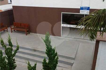 Casa à venda com 2 quartos no condomínio Villa Caucaia, Cotia - SP