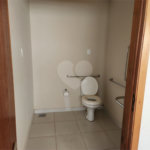 Sobrado à venda com 4 quartos, sendo 1 suíte, no Centro, Araraquara, SP