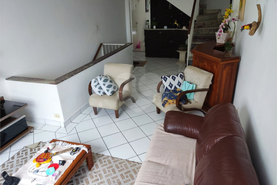 Sobrado à venda com 3 quartos, sendo 2 suítes, em Vila Maria, São Paulo, SP