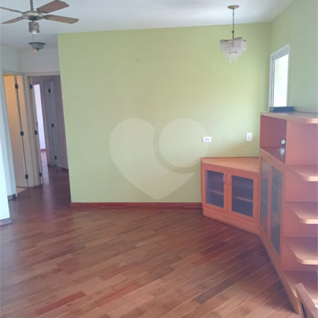 Apartamento à venda com 3 quartos, sendo 1 suíte,  em Vila Suzana, São Paulo, SP