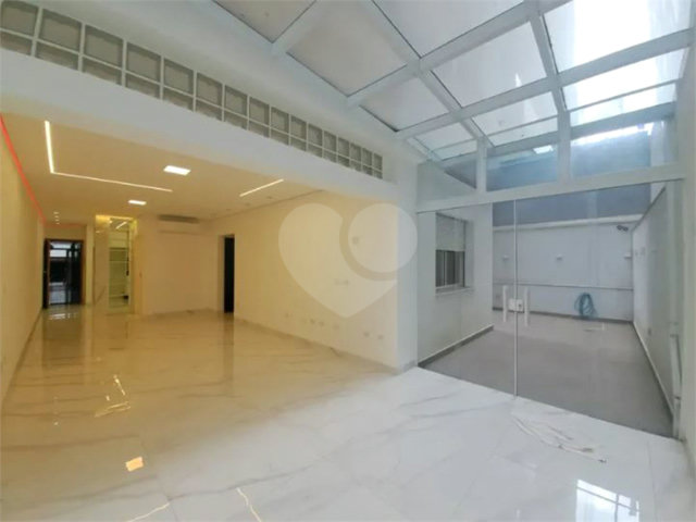 Apartamento à venda com 2 suítes em Paraíso, São Paulo, SP