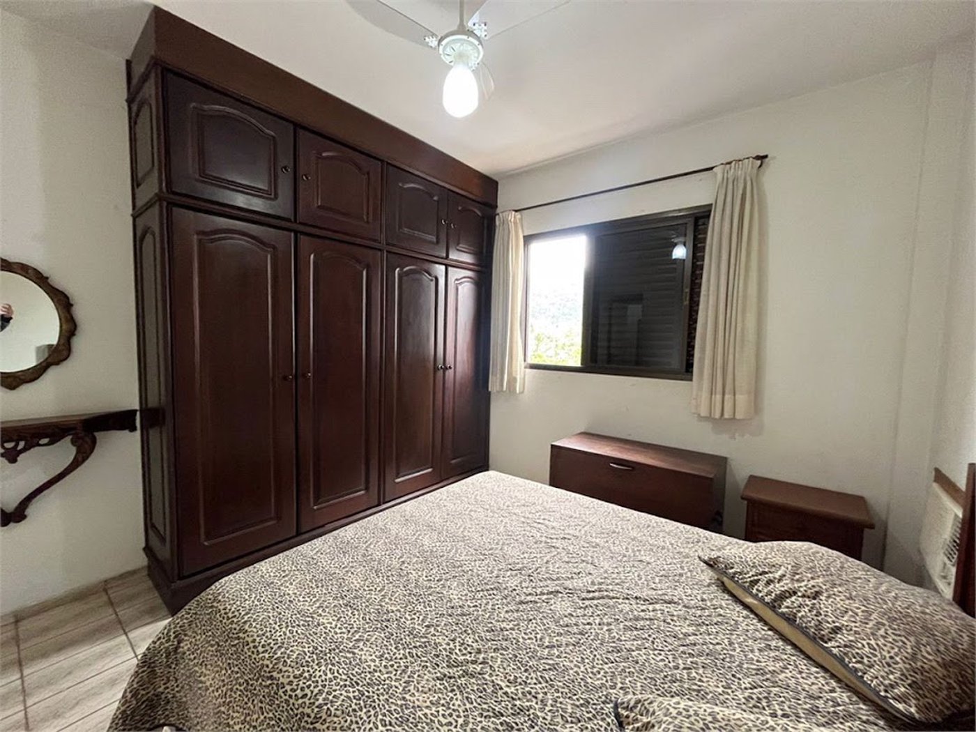 Apartamento Residencial à venda, Jardim Las Palmas, Guarujá - AP0190.