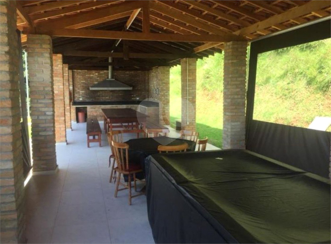 Condomínio à venda com 4 quartos, sendo 2 suítes, em Colinas do Paratehy, Mogi das Cruzes, SP