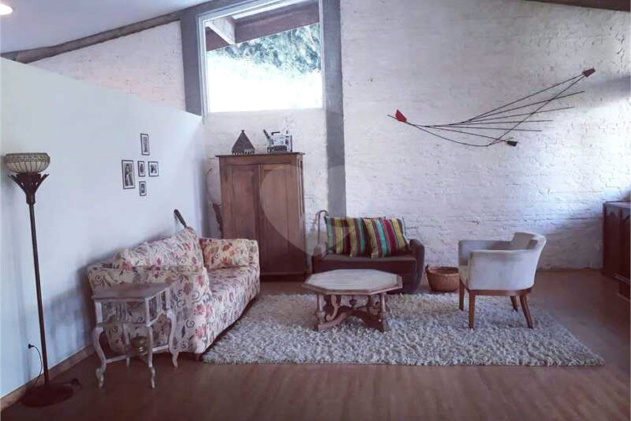 Casa à venda com 3 suítes em Serra da Cantareira, Mairiporã, SP