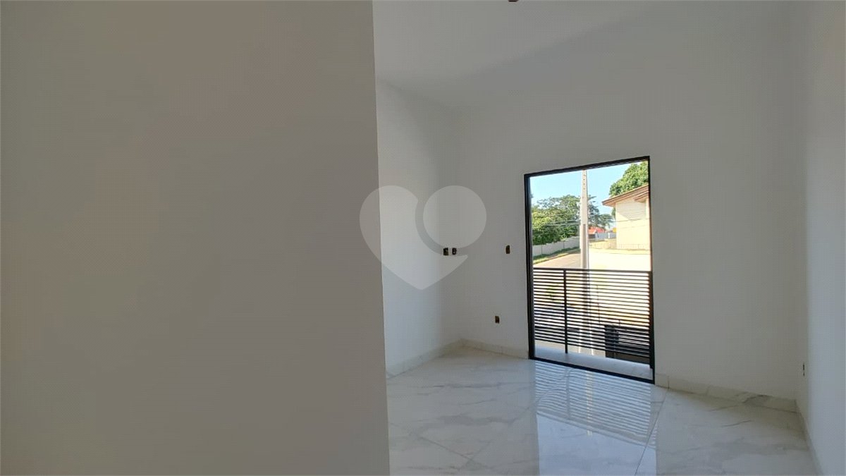 Casa de Vila à venda com 2 quartos em Wanel Ville, Sorocaba, SP