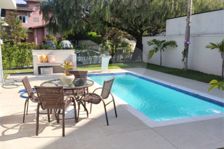 Casa à venda com 3 suítes no condomínio Reserva dos Vinhedos, Louveira - SP