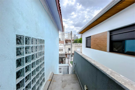 Sobrado à venda com 3 quartos, sendo 2 suítes, em Aclimação, São Paulo, SP