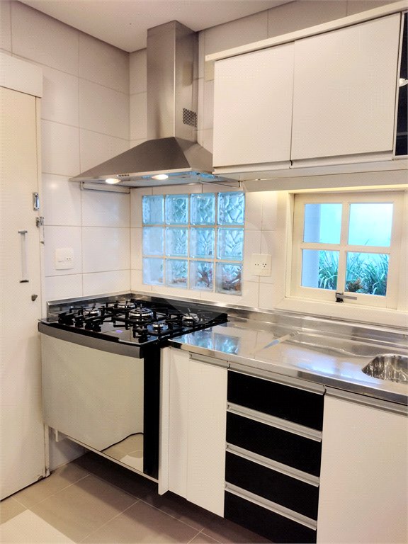Sobrado à venda com 3 quartos, sendo 1 suíte, em Jardim São Paulo(zona Norte), São Paulo, SP