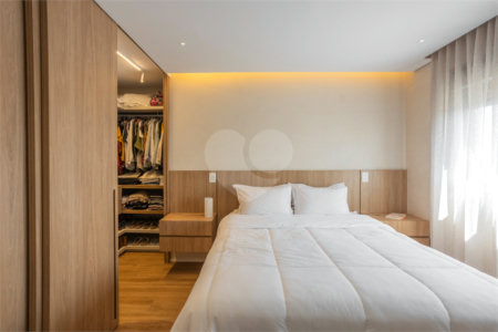 Apartamento à venda com 2 quartos, sendo 1 suíte, em Santo Amaro, São Paulo, SP