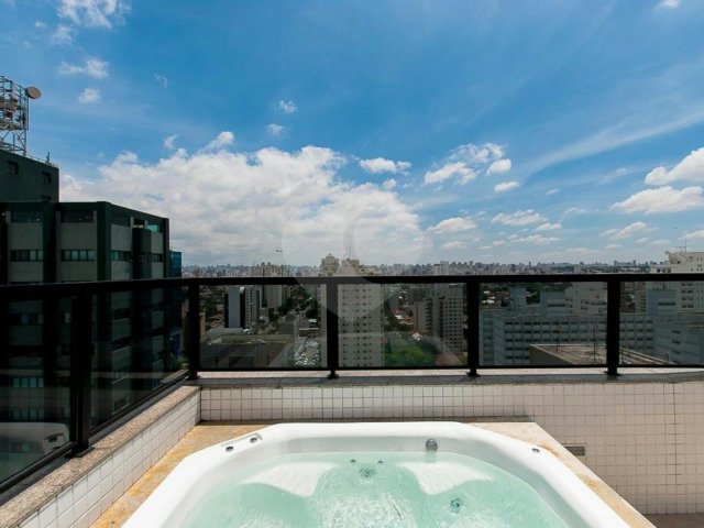 Cobertura à venda com 2 quartos, sendo 1 suíte,  em Campo Belo, São Paulo, SP
