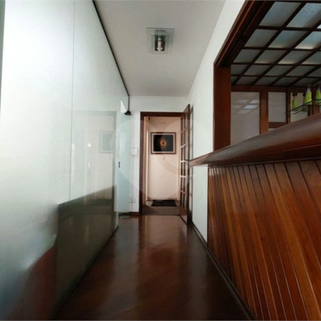 Casa à venda com 4 quartos, sendo 2 suítes,  em Vila Alexandria, São Paulo, SP
