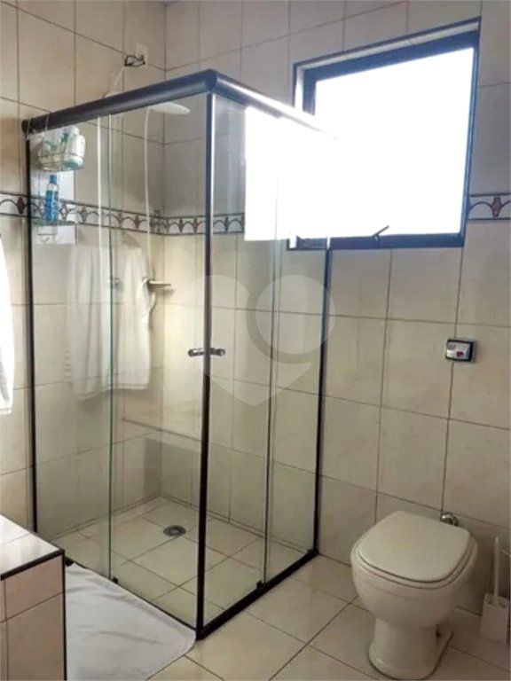 Sobrado à venda com 3 quartos, sendo 1 suíte, em Jardim São Guilherme, Sorocaba, SP
