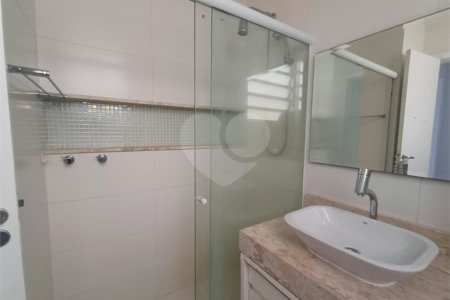 Apartamento à venda com 3 quartos, sendo 1 suíte,  em Lagoa, Rio de Janeiro, RJ