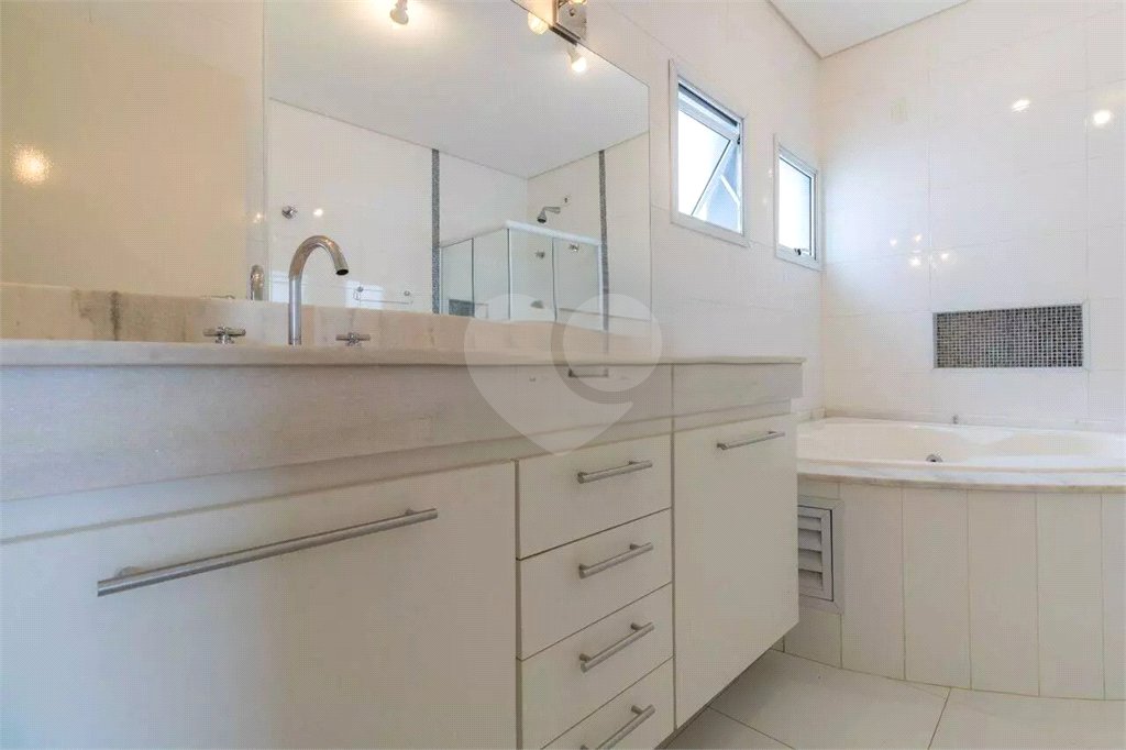 Casa à venda com 3 suítes no condomínio Mont Blanc, Sorocaba - SP
