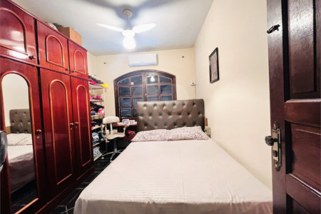 Casa à venda com 4 quartos, sendo 1 suíte, em Campo Grande, Rio de Janeiro, RJ