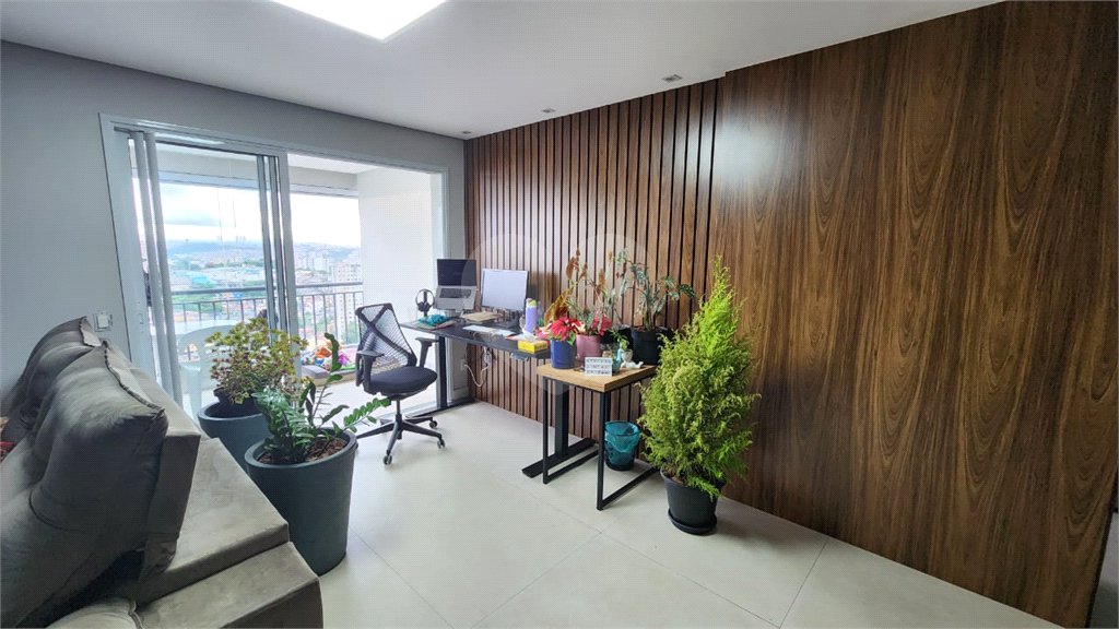Apartamento à venda com 3 quartos, sendo 1 suíte,  em Jardim Caboré, São Paulo, SP