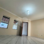 CASA PARA LOCAÇÃO NO CIDADE NOVA II – INDAIATUBA-03 quartos -01 suite -02vagas