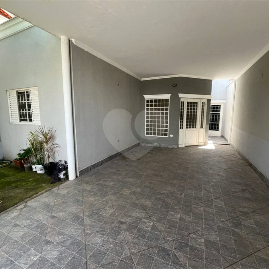 Casa 3 dormitórios em Hortolandia